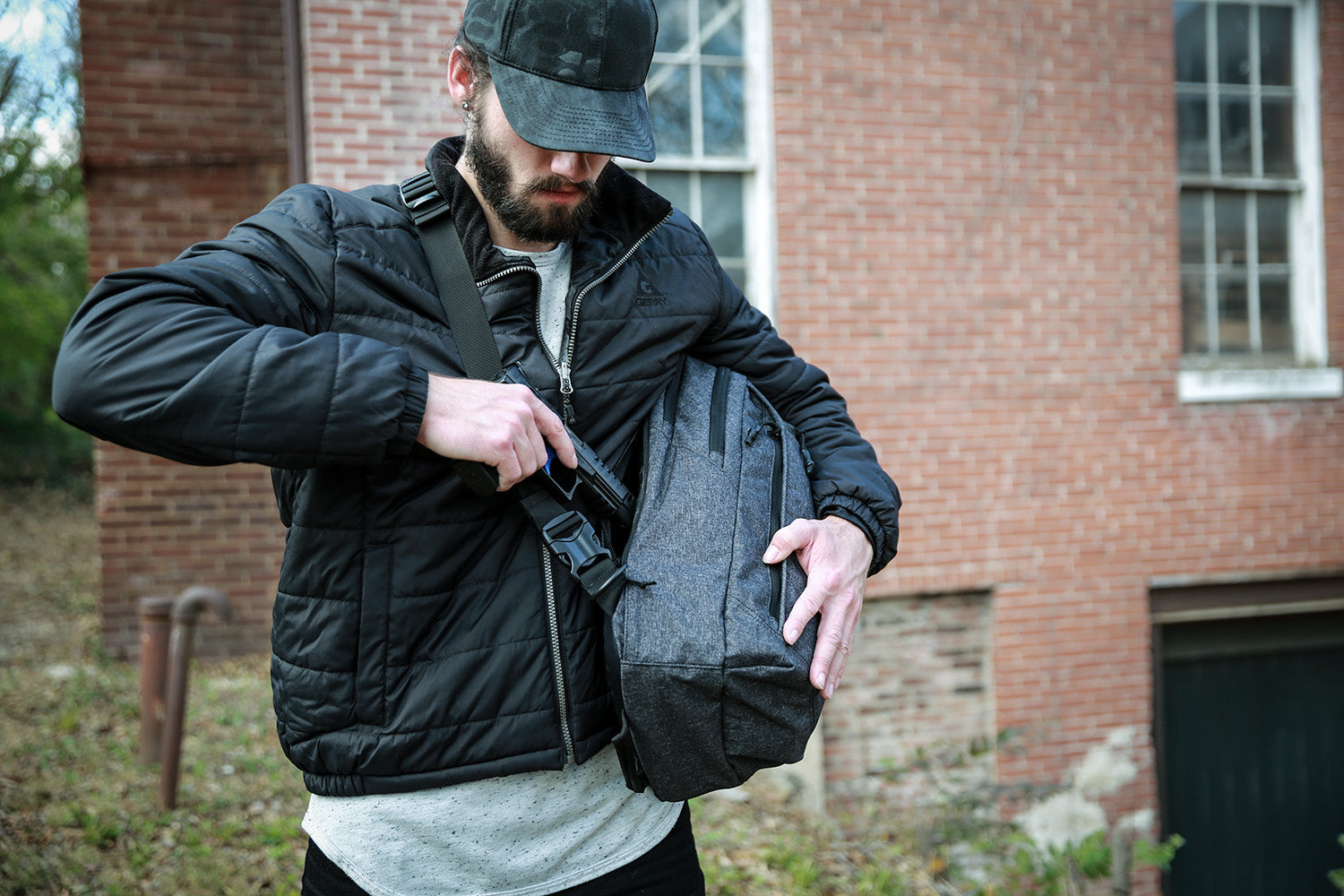 Smokescreen CCW Sling Pack Elite Survival Systems