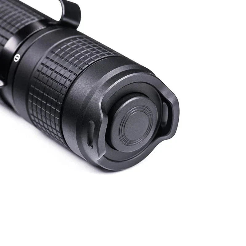 E52C Every Day Flashlight SFT2 Tactical