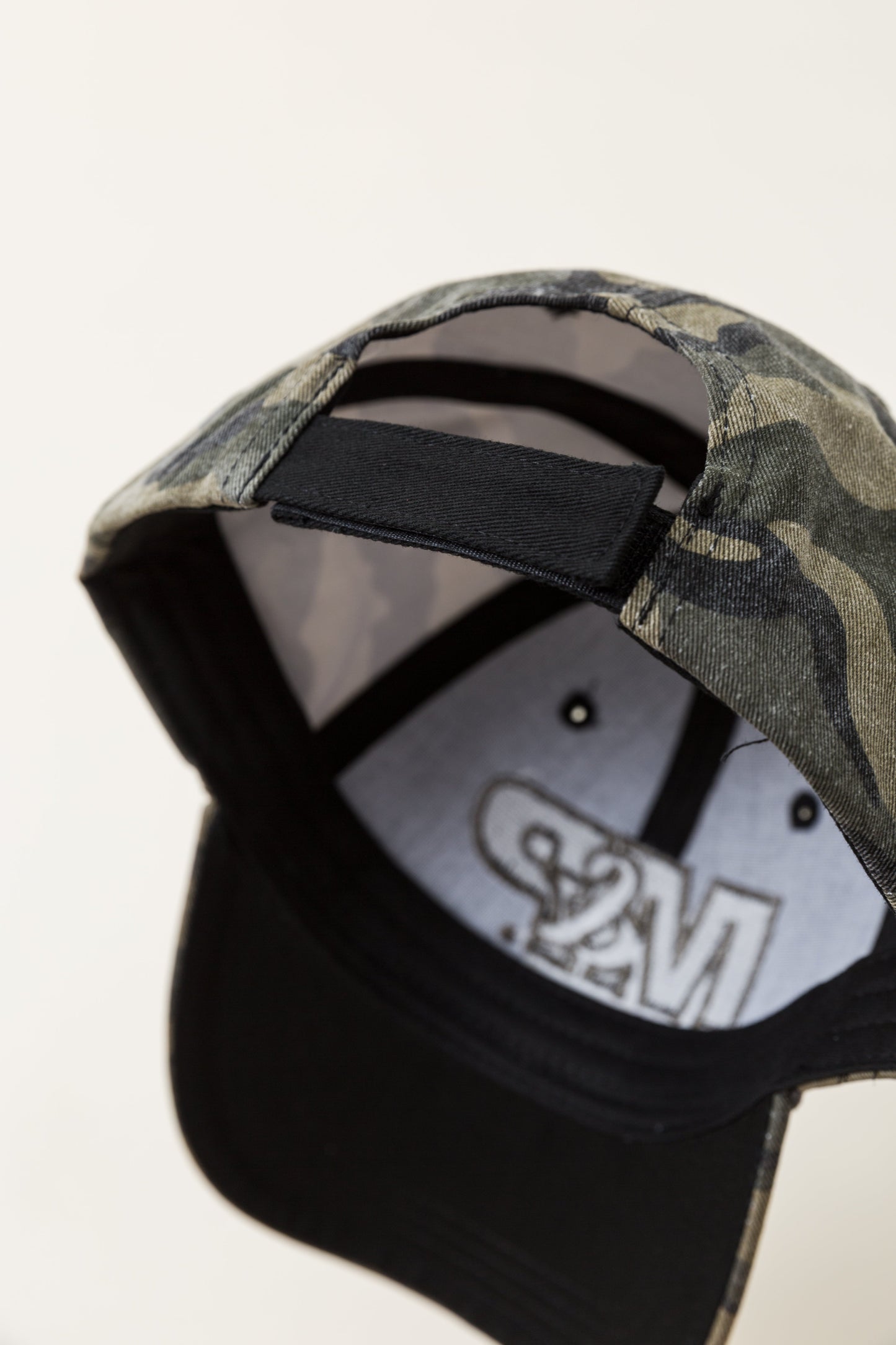 M&P® by Smith & Wesson® Two-Tone Logo 6-panel Washed Twill Cap in Camo and Black