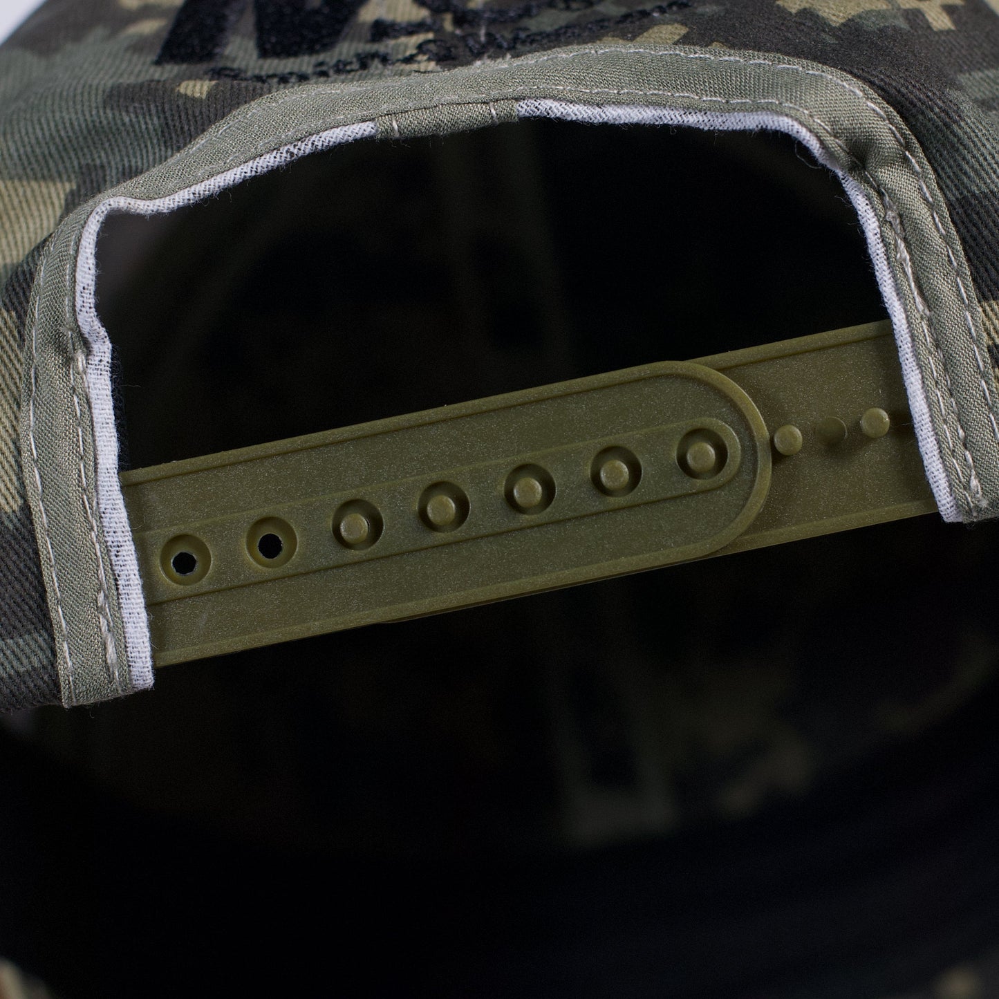 M&P® by Smith&Wesson® Digital Camo 6-Panel Logo Cap